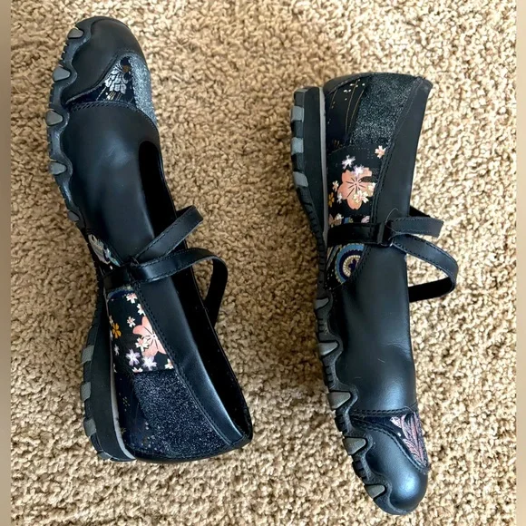 Skechers Bikers Flirt in Black - Picture 4 of 7